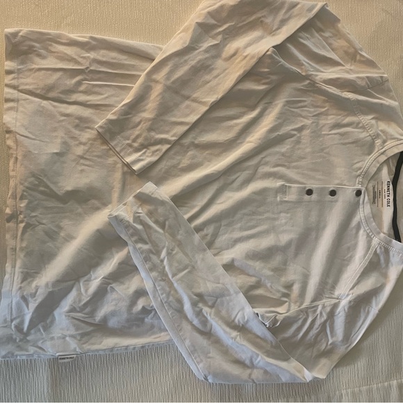 Kenneth Cole White Button-Up Shirt - Picture 1 of 2